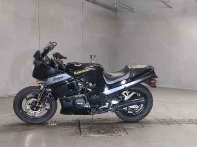 Kawasaki GPZ400R 1988
