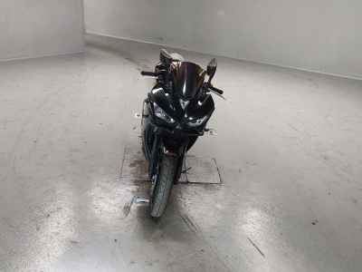 Yamaha YZF-R25 2015