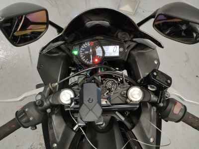 Yamaha YZF-R25 2015