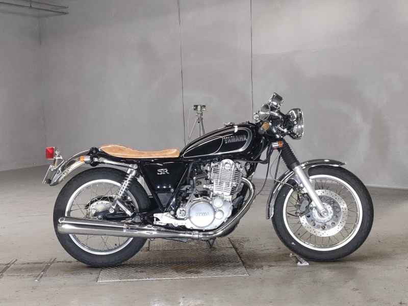 Yamaha SR400 2016