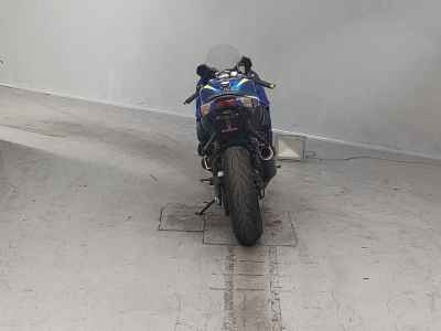 Suzuki GSX-R750 2016