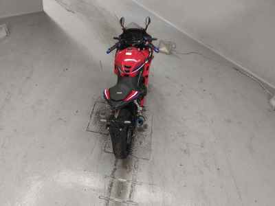 Honda CBR400R 2024
