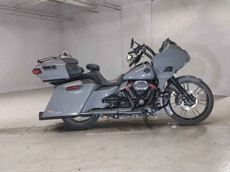 Harley-Davidson Road Glide FLTRXSE1923 CVO 2018