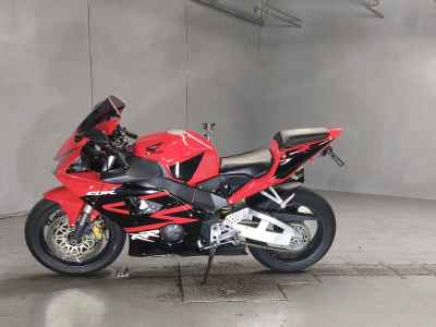 Honda CBR954RR 2002