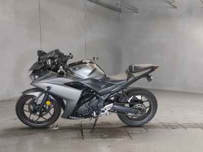 Yamaha YZF-R25 2016