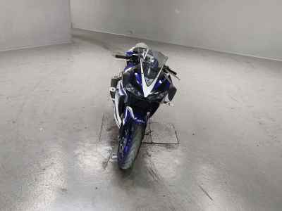 Yamaha YZF-R3 2015