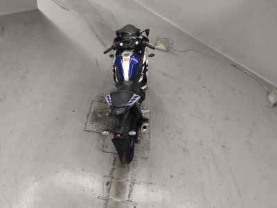 Yamaha YZF-R3 2015
