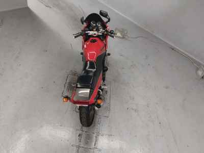 Kawasaki GPZ900R 1999