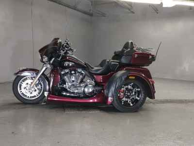 Harley-Davidson Electra Glide FLHTCU103 Trike 2015