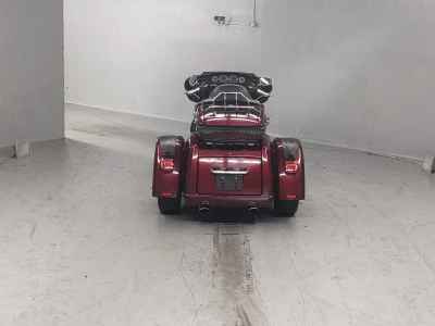 Harley-Davidson Electra Glide FLHTCU103 Trike 2015