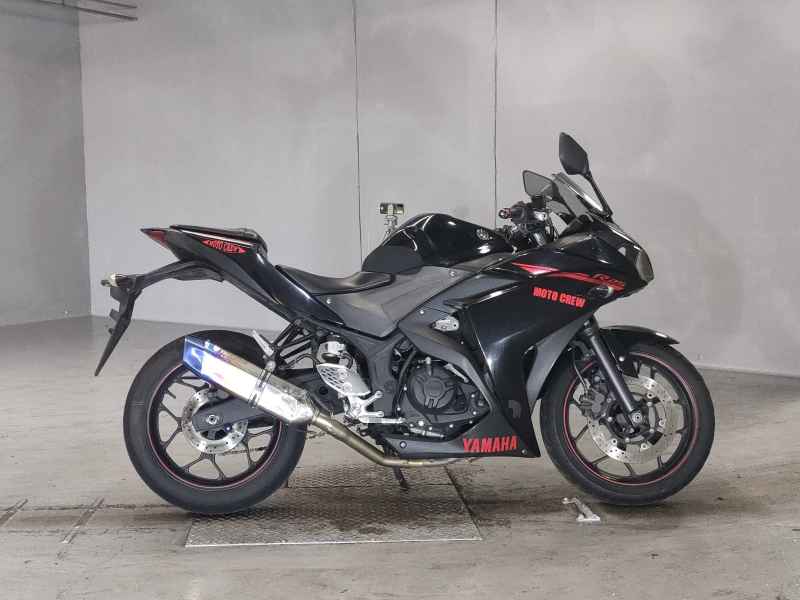 Yamaha YZF-R25 2015