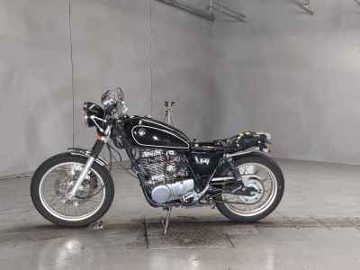 Yamaha SR400 2012