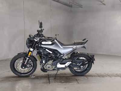 Husqvarna Svartpilen 401 2022