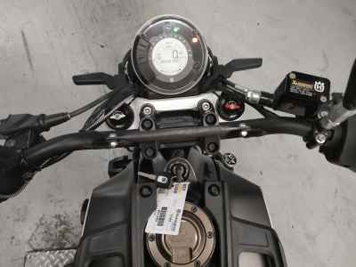 Husqvarna Svartpilen 401 2022