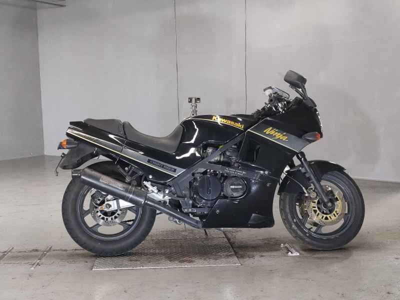 Kawasaki GPZ400R 1987