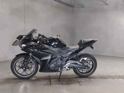 Yamaha YZF-R25 2018