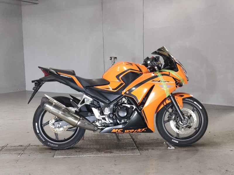 Honda CBR250R 2016