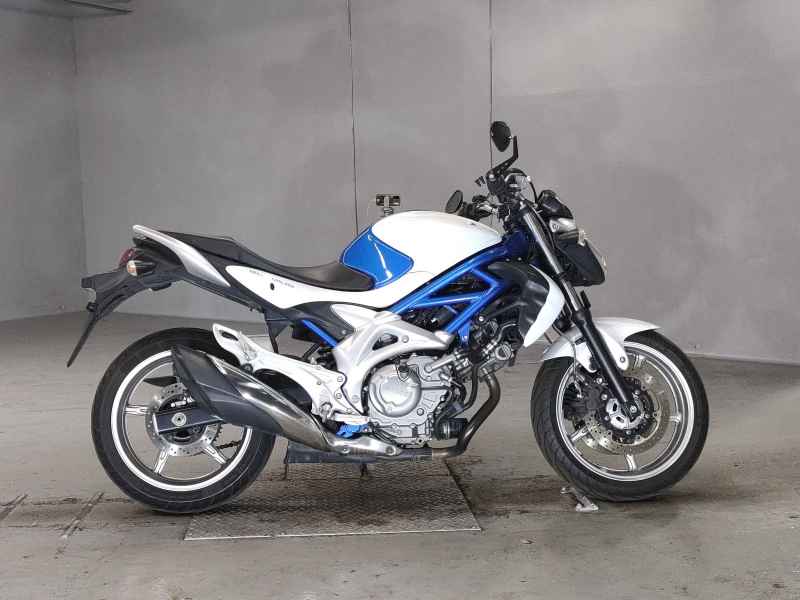 Suzuki Gladius SFV650 2009