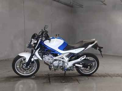 Suzuki Gladius SFV650 2009