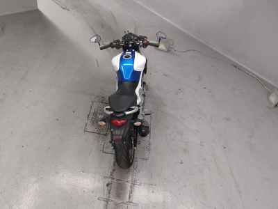 Suzuki Gladius SFV650 2009