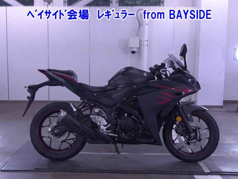 Yamaha YZF-R25 2017