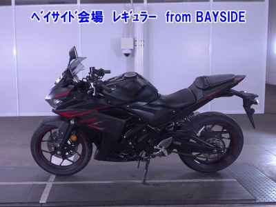 Yamaha YZF-R25 2017
