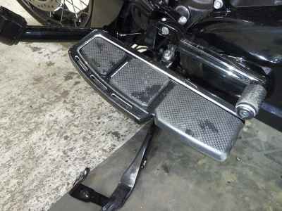 Harley-Davidson FLHXSE1980CVO 2023