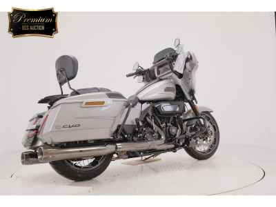 Harley-Davidson FLHXSE1980CVO 2023