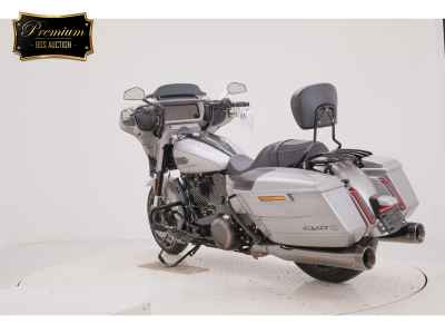 Harley-Davidson FLHXSE1980CVO 2023