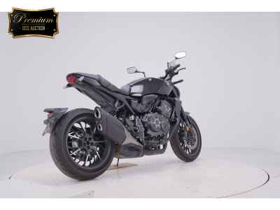 Honda CB1000R 2022