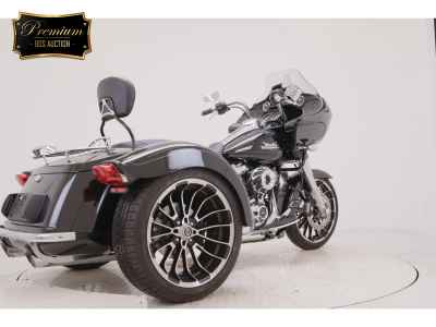 Harley-Davidson FLTRT114 2023