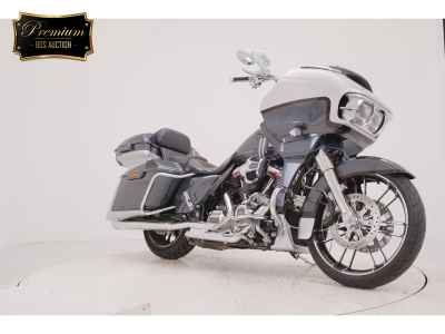 Harley-Davidson Road Glide FLTRXSE1923 CVO 2019