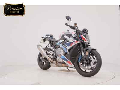 BMW M1000R 2024