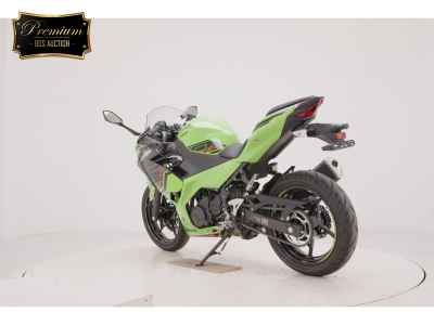 Kawasaki Ninja 400 2024