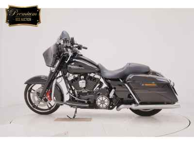 Harley-Davidson Street Glide FLHXS103 2016