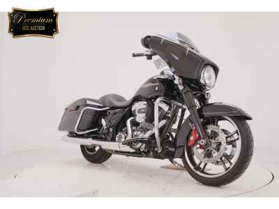 Harley-Davidson Street Glide FLHXS103 2016