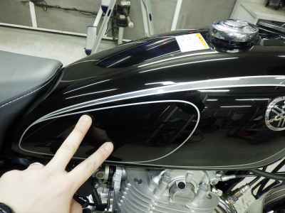 Yamaha SR400 2020