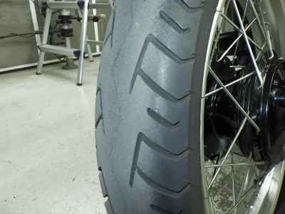 Yamaha SR400 2020