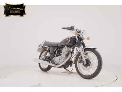 Yamaha SR400 2020