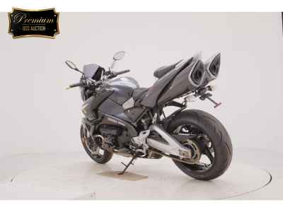 Suzuki B-King 2009