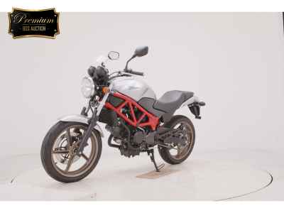 Honda VTR250 2015