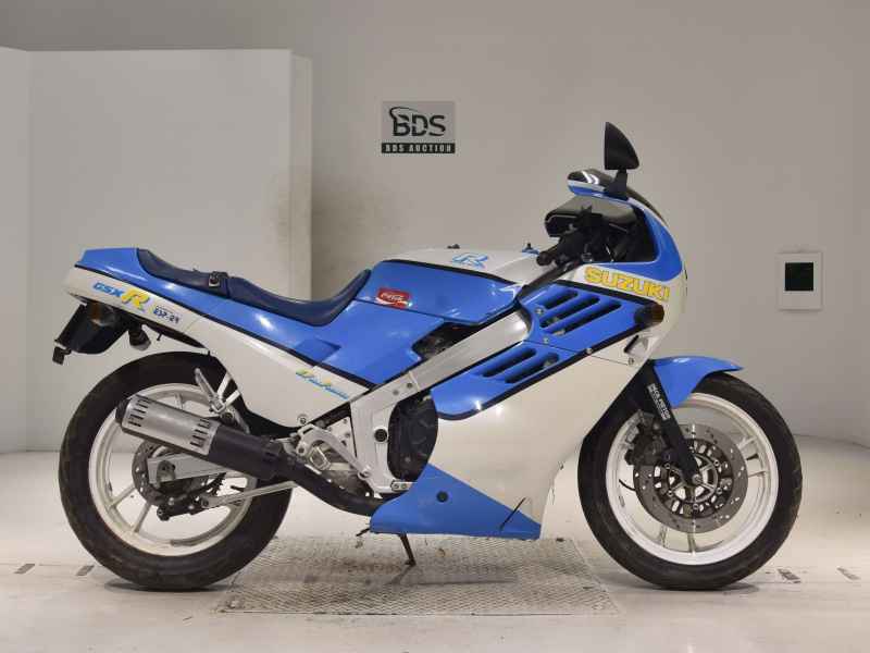 Suzuki GSX-R400 1986