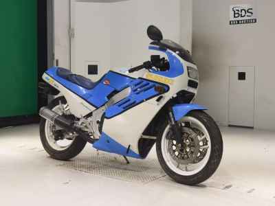 Suzuki GSX-R400 1986