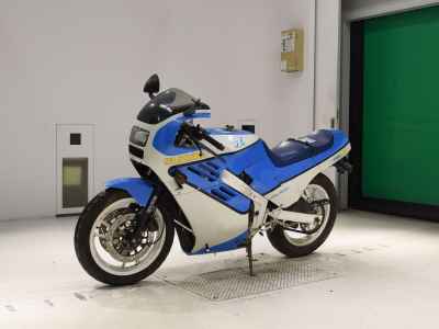Suzuki GSX-R400 1986