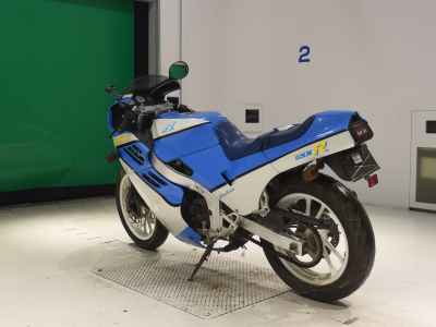 Suzuki GSX-R400 1986