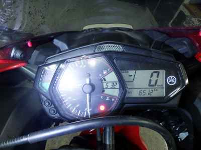 Yamaha YZF-R25 2015
