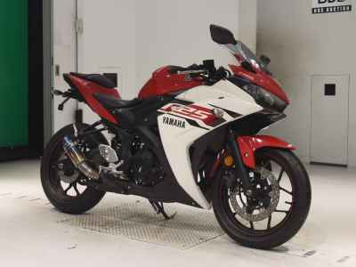 Yamaha YZF-R25 2015