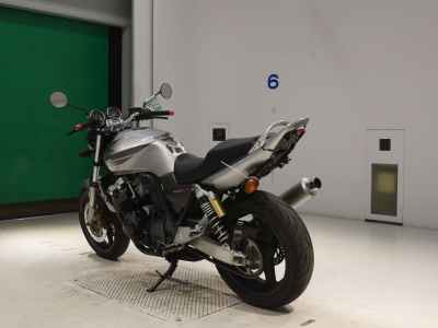 Honda CB400SFV 2005