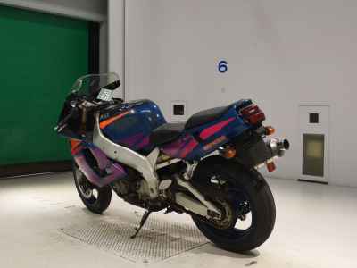 Yamaha YZF750R 1994