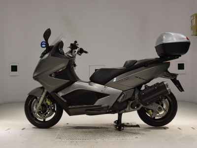 Gilera GP800 2011